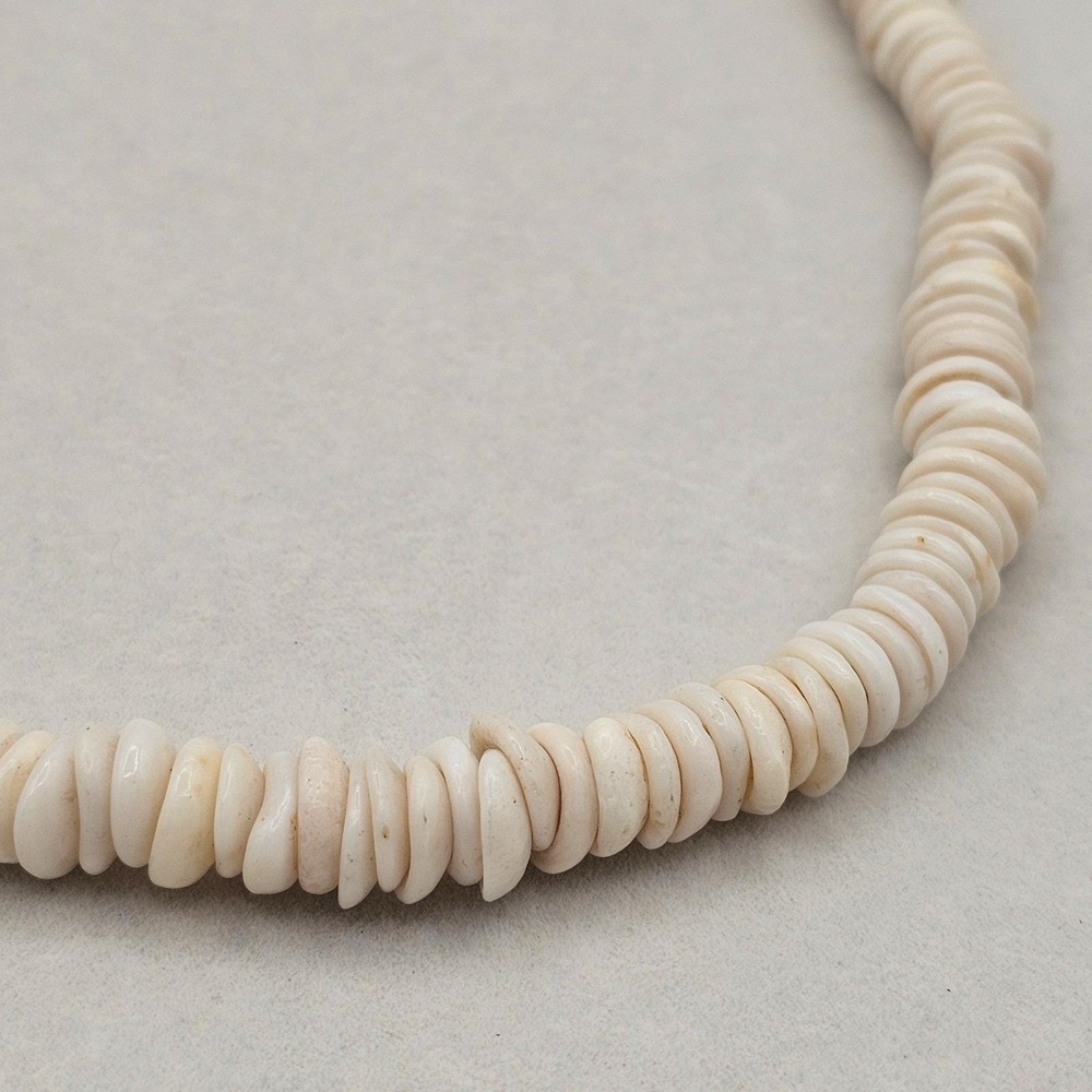 **Resrved** Vintage Puka Shell Necklace 17" Cream White Beach Surfer Boho - Picture 9 of 9